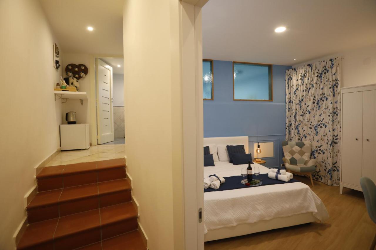 Domus San Martino Bed & Breakfast Naples Exterior photo